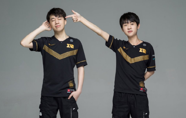 定了坚实基 定了坚实基