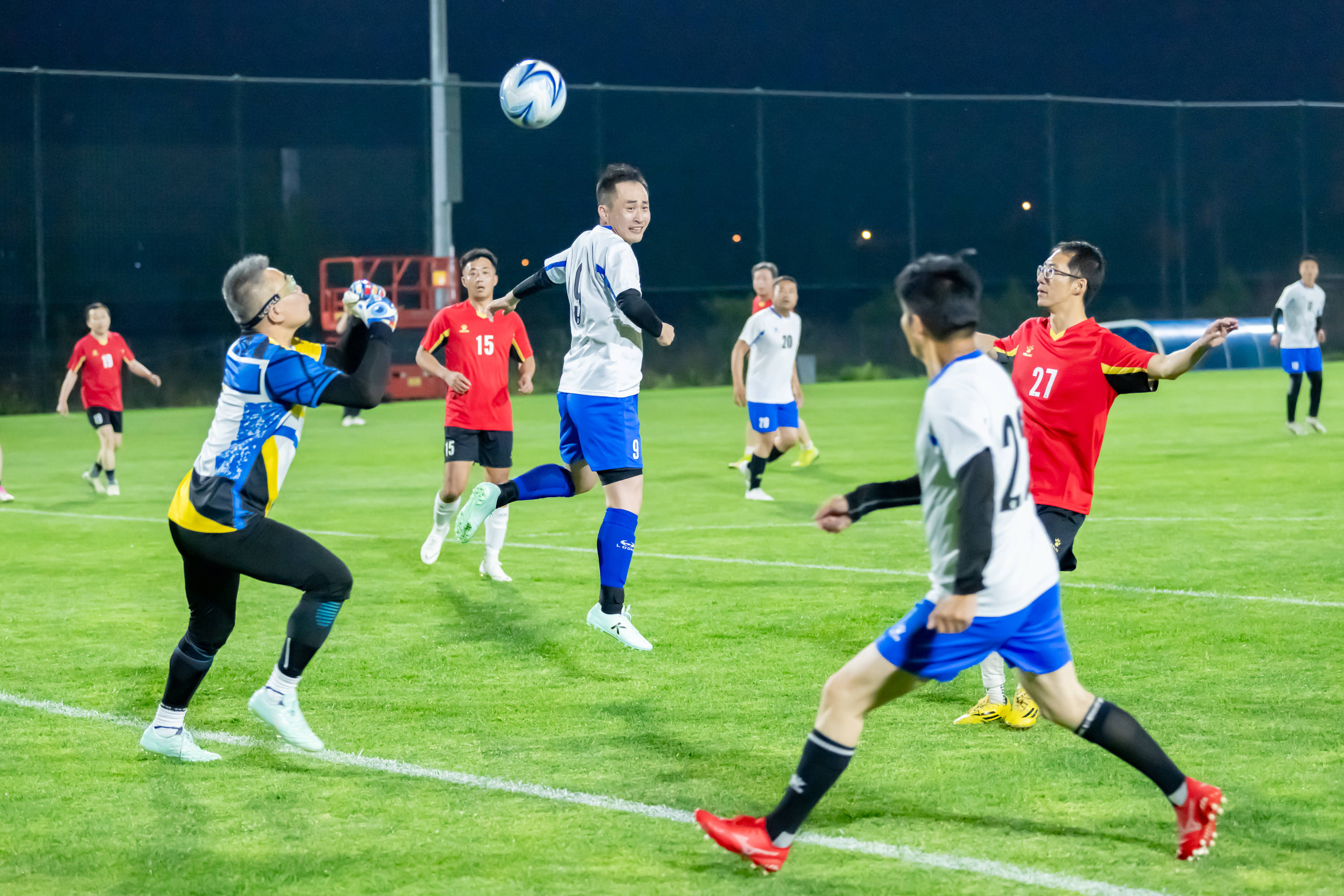 许多球员在 许多球员在