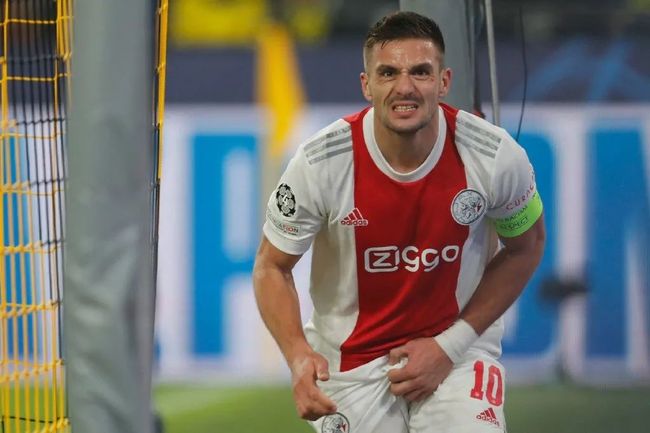 赛首日4场 赛首日4场